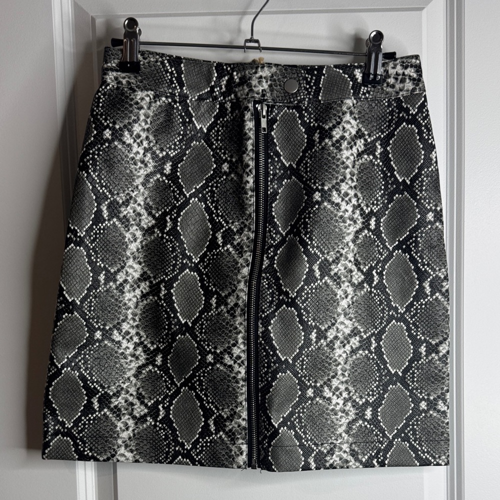 Thread & Supply Black and Gray snakeskin Skirt